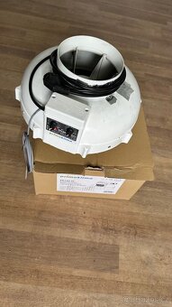 Prumyslove ventilatory a grow tent - 4