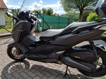 Prodám skútr Honda Forza 125 - 4