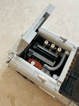 Prodám Lego Creator 10262 Bondův Aston Martin DB5 - 4