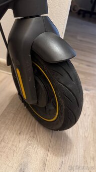 Ninebot Kickscooter Max G30E II - 4