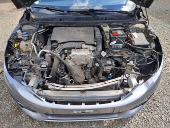 Peugeot 308 1.2 i automat - 4