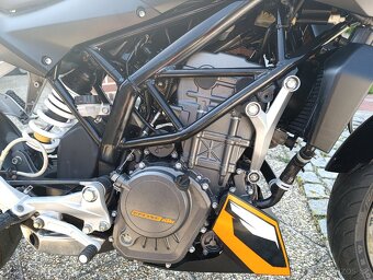 KTM Duke 125 - 4