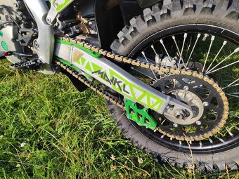 Kawasaki kx250f - 4