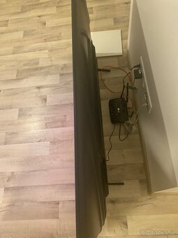65" Hisense 65E7NQ - 4