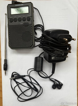 Přenosné rádio Sangean DT-800 - 4