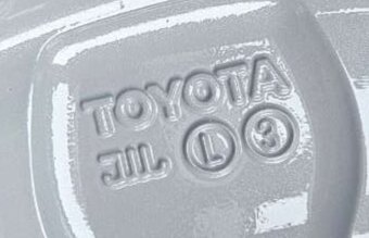 alu  kola  TOYOTA   ●nové● - 4