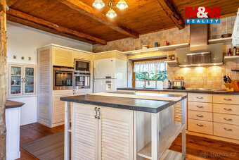 Prodej rodinného domu, 279 m², Volary - 4