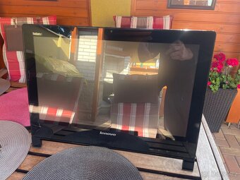 Lenovo Thinkcentre Edge 92Z All In One - 4