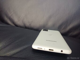 Samsung Galaxy A21s, 3/64 GB, pěkný stav - 4