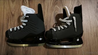 Brusle chlapecké vel. 33 , dívčí 35 - 4