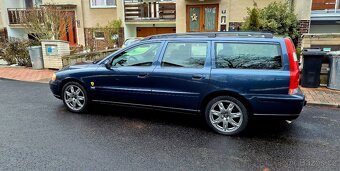Volvo v70 - 4