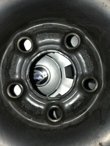 Sada disky a zimní pneu Fabia III, Rapid 185/60 R15 - 4