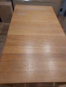 Velký dřevěný jídelní stůl - 4