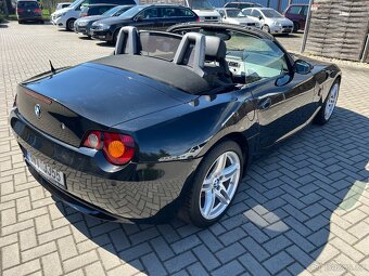 BMW Z4 3.0i MANUÁL 170kw el.střecha Xenon - 4
