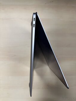 MacBook Air (M1, 2020) / 16GB/ 256 GB SSD - 4