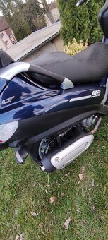 Piaggio MP3 250i.e LT - 4