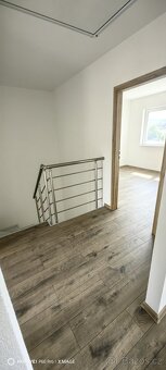 prodam dvougeneracni Dum 210m2 - 4