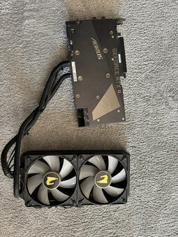 GeForce RTX 3080 AORUS XTREME WATERFORCE 10G - 4
