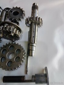 ČZ 125 150 C PŘEVODOVKA ŘAZENÍ ORIGINÁL - 4