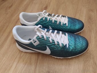 Turfy Nike Legend 10 Academy TF 30, vel. 39 - 4