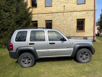 Jeep Cherokee Red River Edition - 4