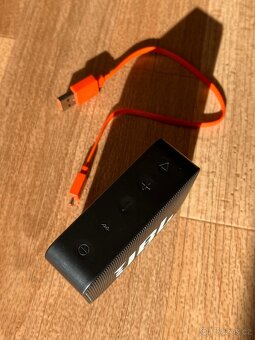 JBL Go 2 černý přenosný reproduktor - 4