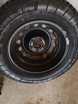 215/65 R15 c - 4