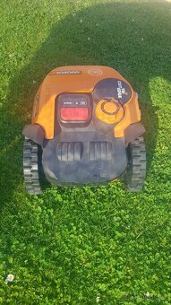 Maketa robotické sekačky WORX - 4
