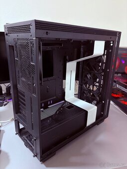 PC skříň NZXT H710 Matte White Case - 4
