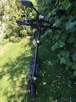 Elektrokoloběžka EcoWheel ER37 - 4