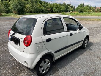 Chevrolet Spark - 4