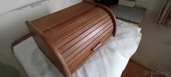 Dřevěný chlebnik - 4