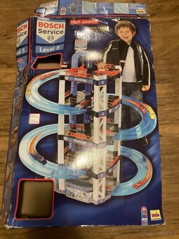 Garáž pro autíčka s výtahem - 4