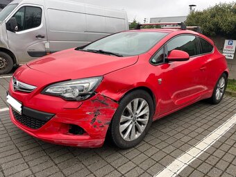 Opel Astra GTC 1.4 Turbo 140k Enjoy 2015, 103 kW, 65 300 km - 4