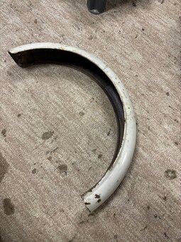 zadni blatnik na jawu 23 mustang - 4