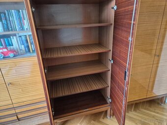 Prodám skříně a knihovny - 4