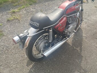 Benelli Tornádo 650 S - 4