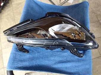 CHRYSLER PACIFICA VOYAGER - 4