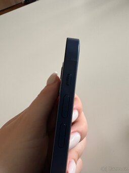 Apple iPhone 12 64GB modrý - 4