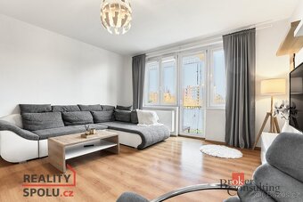 Převod dr. podílu, byty/3+kk, 73 m2, Nejdlova 924/3, 36017 K - 4