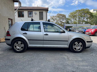 VOLKSWAGEN GOLF 1,6 i 77 Kw - 4