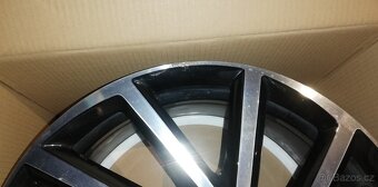 Orig Alu disk VW Spielberg 5G0601025DBFZZ, 8Jx19H2 ET50 - 4