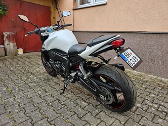 Yamaha FZ1N, 2011, najeto jen 12 tis. km - stav nové - 4