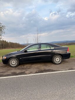 Volvo S60 2.5T AWD, 154 kW, automat, facelift – ČR - 4