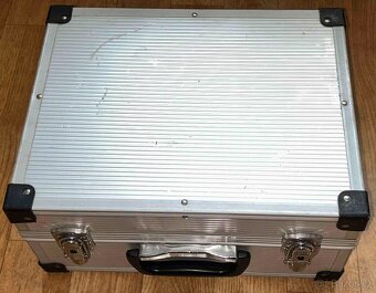 BOSS-DR 880 - 4