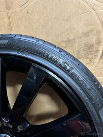ORIG.VW PASSAT B8 R-line R19 235/40/19.Ako nove - 4