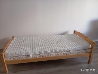 Prodám postel masiv borovice - 4