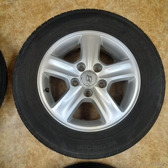 Alu kola Hyundai 15 palců + pneu Nokian - 4
