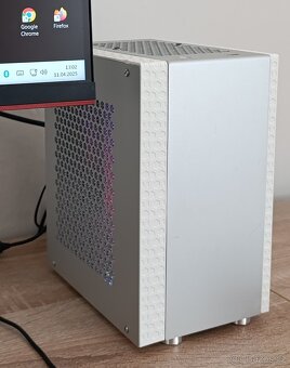 Herní PC - Ryzen 5 500, 16 GB (2 x 8 GB) - 4