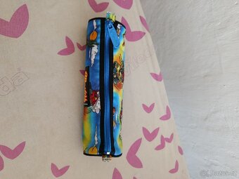 Prodám školní pouzdro.Dámskou kabelku - 4